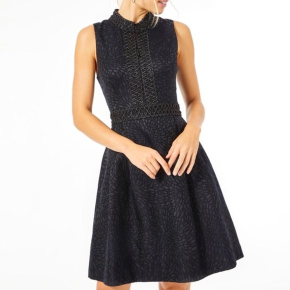 Lilly Pulitzer Dresses & Skirts - NWT Lilly Pulitzer Franci High Collar Dress